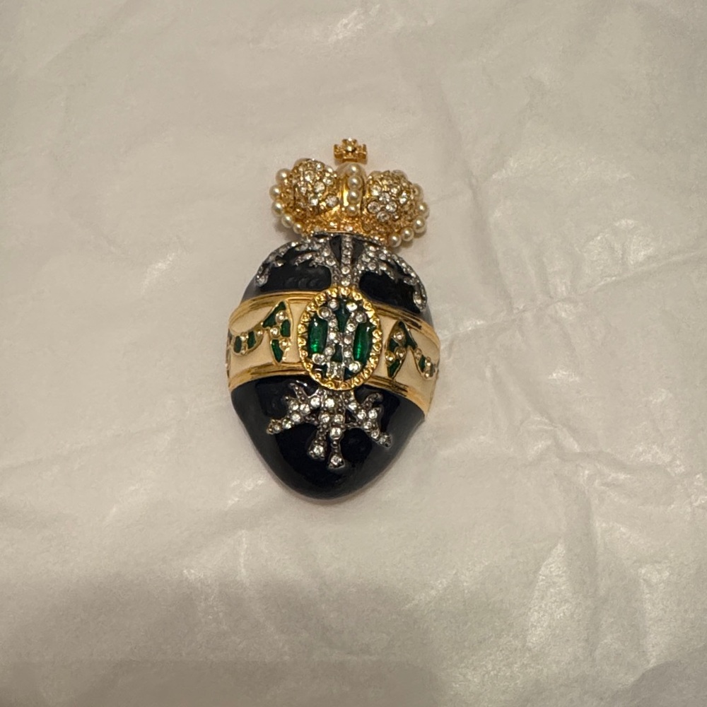 Joan Rivers Faberge Style Brooch